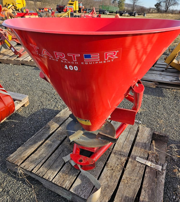 TARTER 400 SEED/FERTILIZER SPREADER