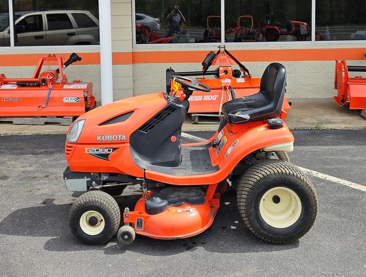 T2080 RIDING MOWER