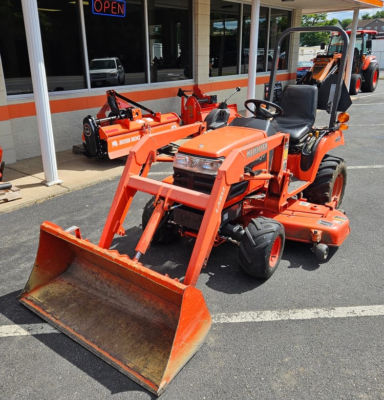 2004 KUBOTA BX2230 WITH MOWER