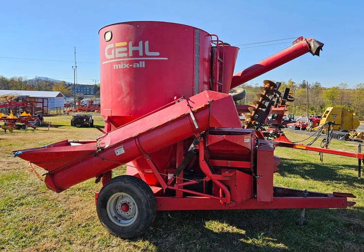 GEHL MX125 GRINDER MIXER