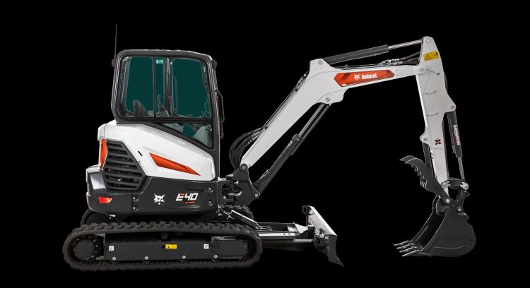 E-40 OPEN STATION EXCAVATOR